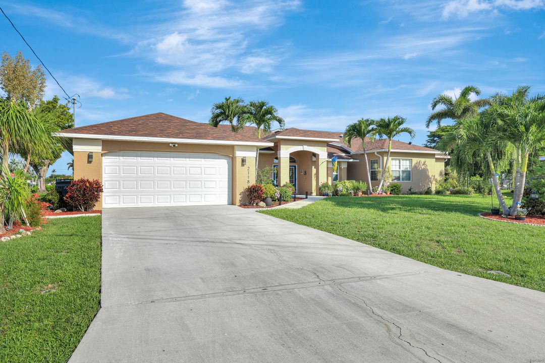 2118 SE 18th Ave, Cape Coral, FL 33990