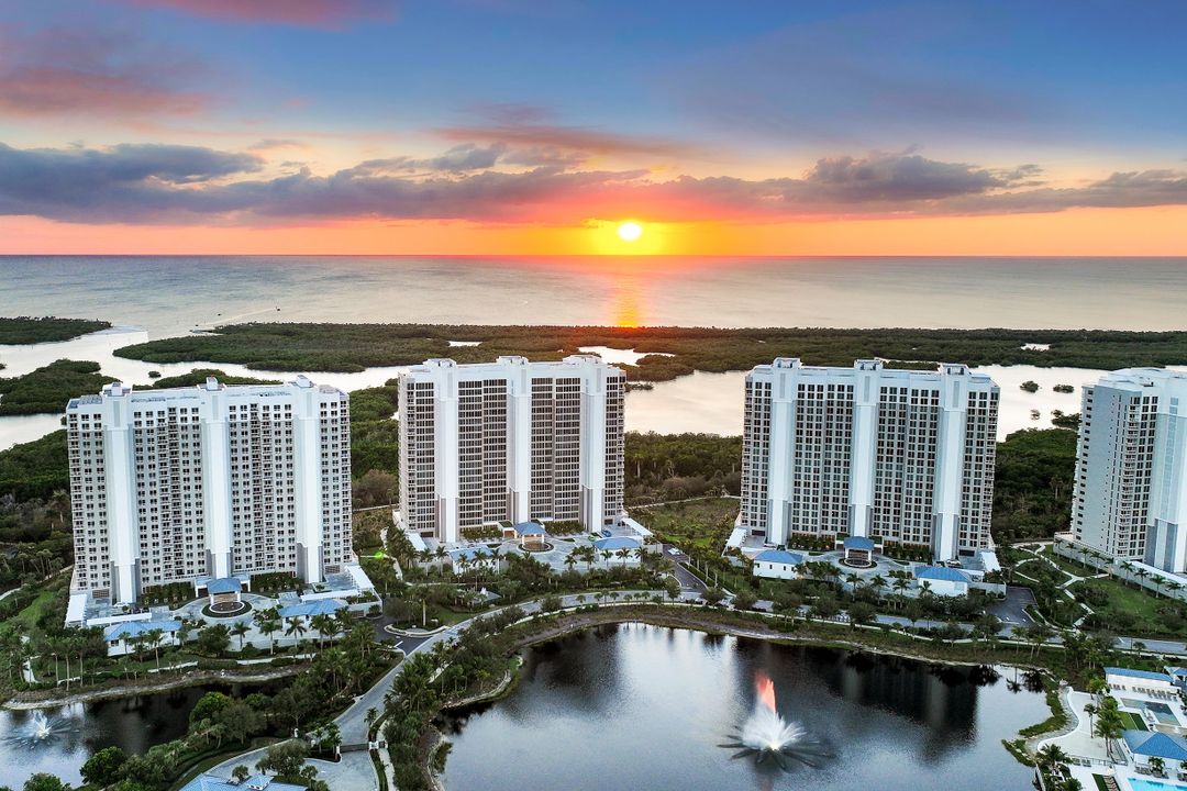 13915 Old Coast Rd #606, Naples, FL 34110