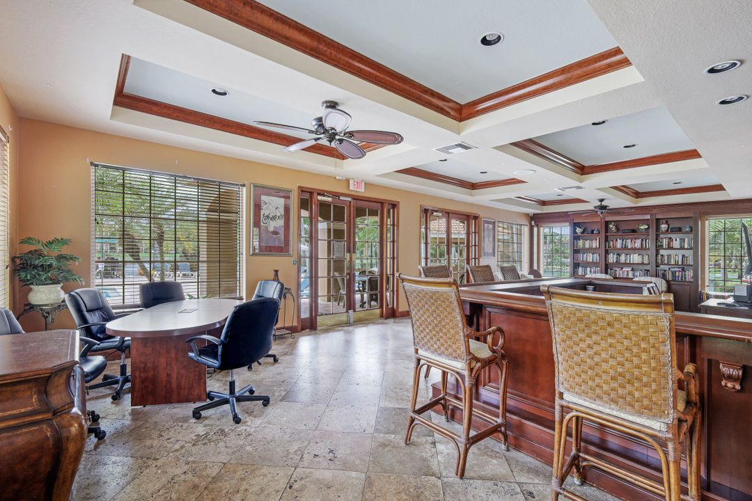1205 Wildwood Lakes Blvd #305, Naples, FL 34104
