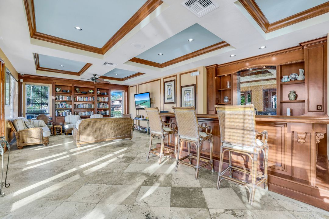 1205 Wildwood Lakes Blvd #305, Naples, FL 34104