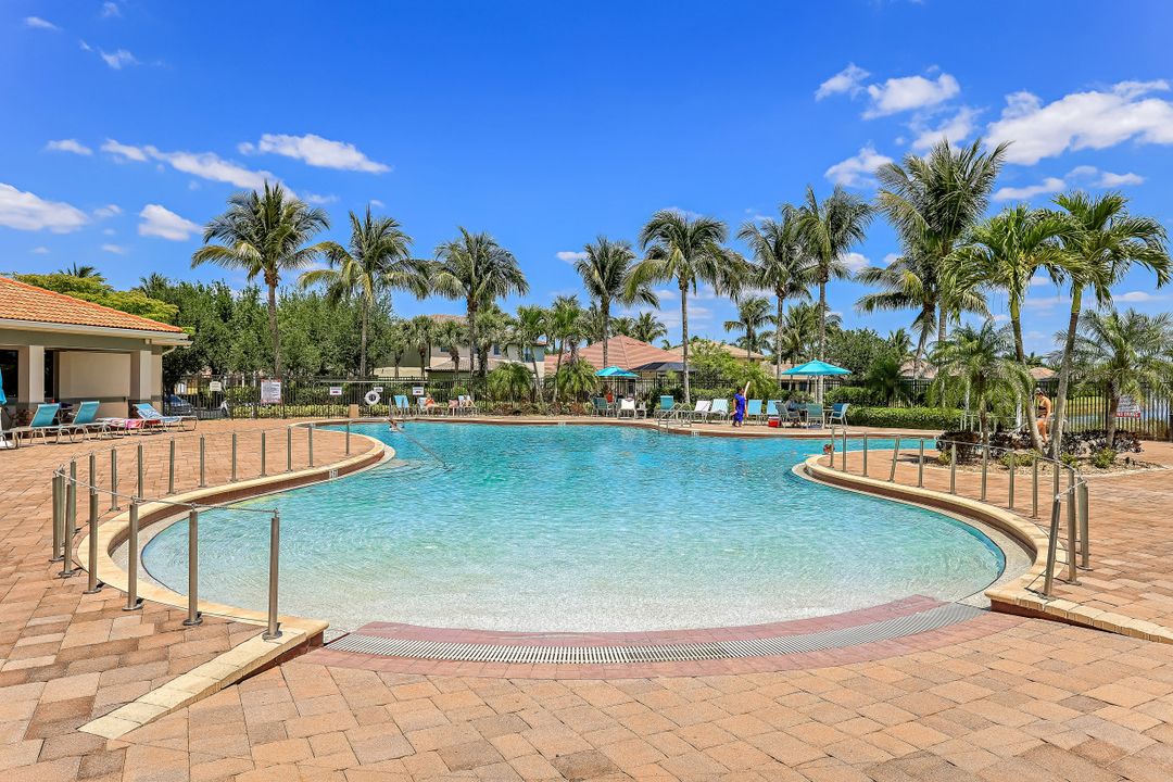 8980 Water Tupelo Rd, Fort Myers, FL 33912