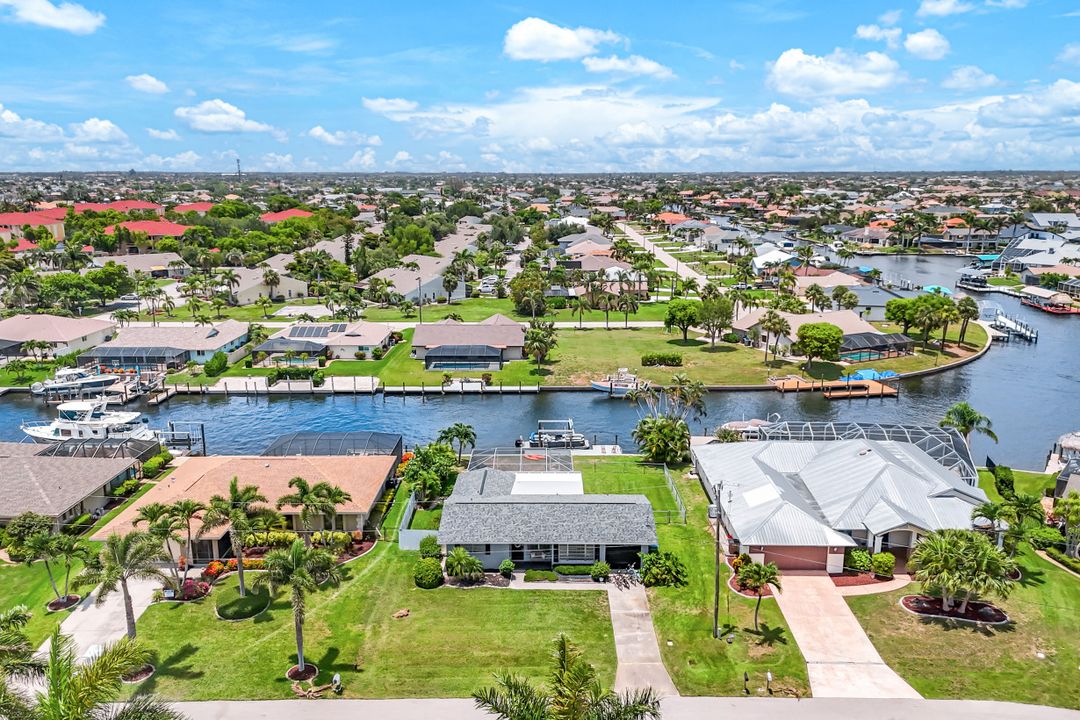 1407 SW 52nd Terrace, Cape Coral, FL 33914