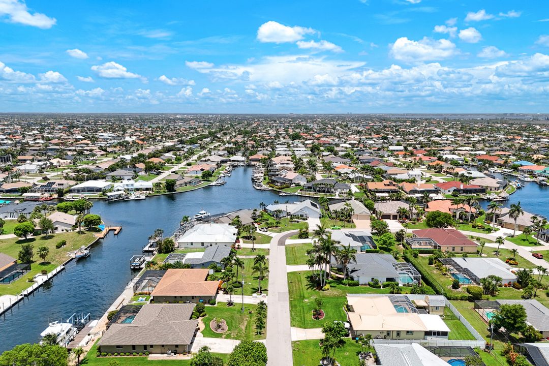 1407 SW 52nd Terrace, Cape Coral, FL 33914