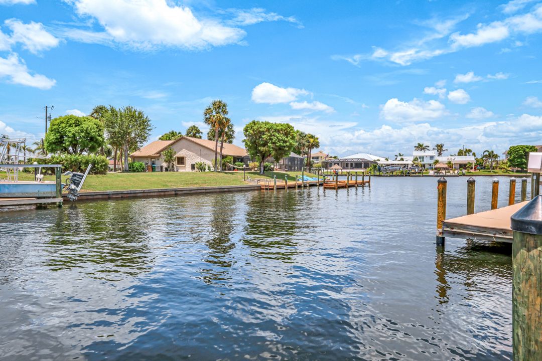 1407 SW 52nd Terrace, Cape Coral, FL 33914