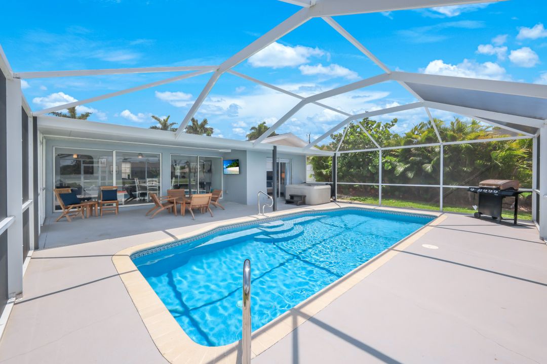 1407 SW 52nd Terrace, Cape Coral, FL 33914
