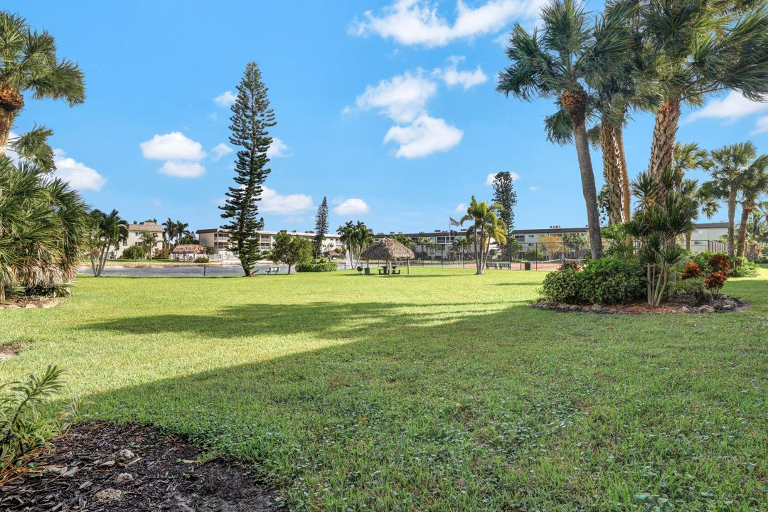1000 Manatee Rd #A-306, Naples, FL 34114