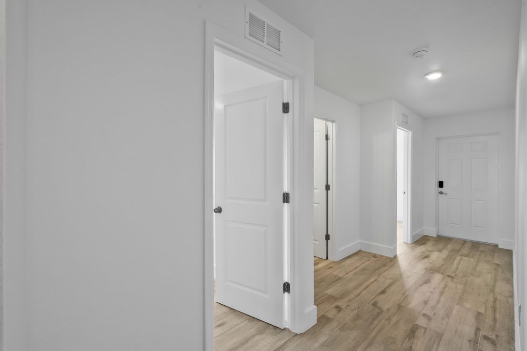 2426 Santa Barbara Blvd N, Cape Coral, FL 33993