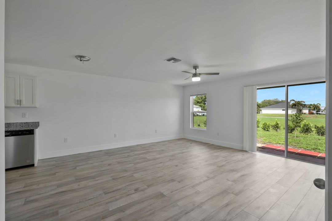 2426 Santa Barbara Blvd N, Cape Coral, FL 33993