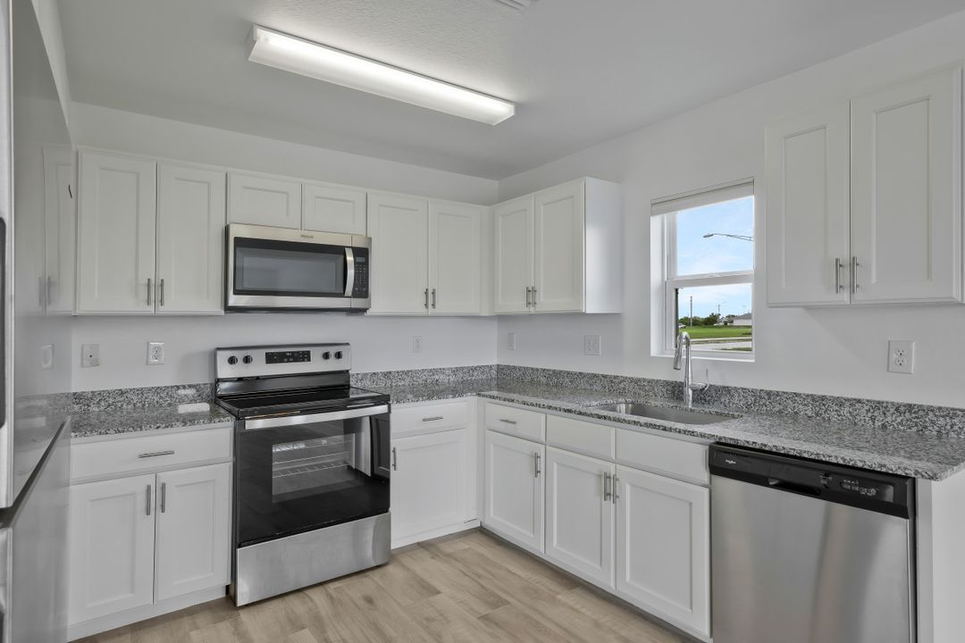2426 Santa Barbara Blvd N, Cape Coral, FL 33993