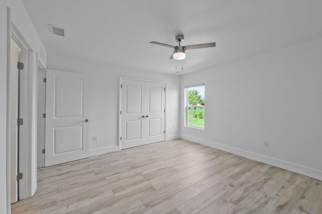 2426 Santa Barbara Blvd N, Cape Coral, FL 33993