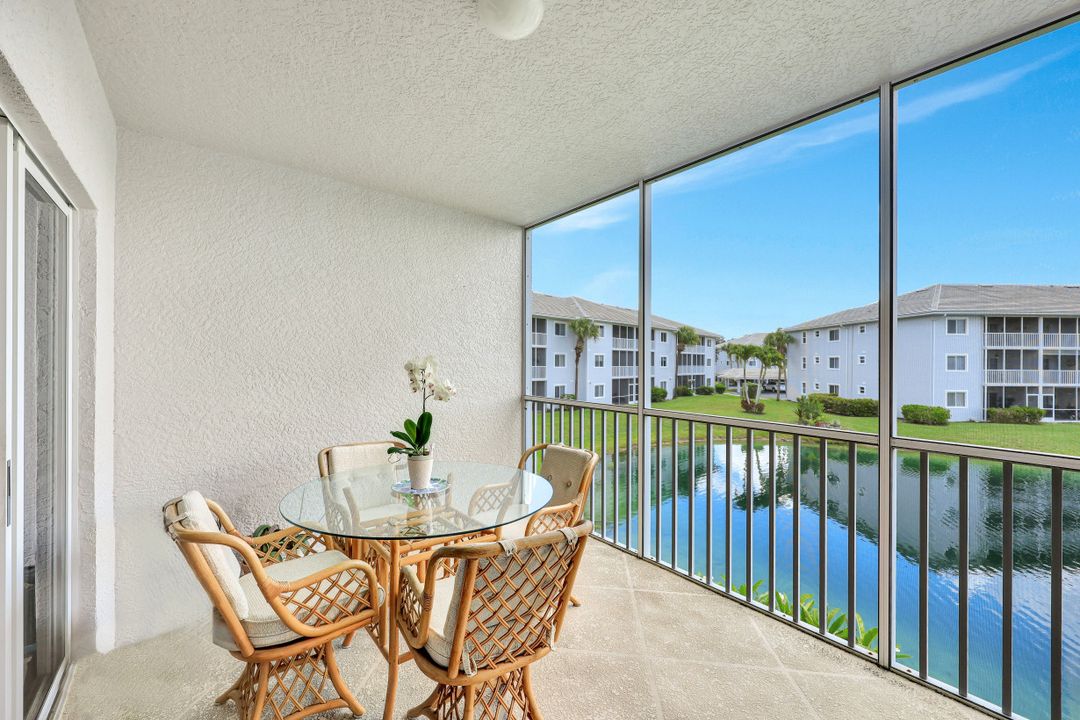 7842 Regal Heron Cir #204, Naples, FL 34104