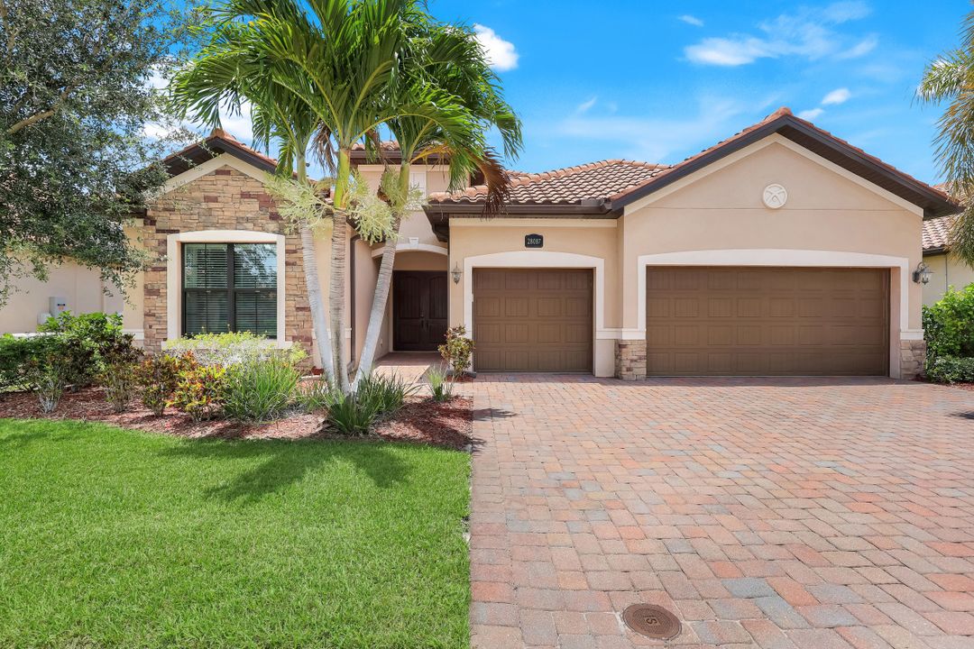 28087 Kerry Ct, Bonita Springs, FL 34135