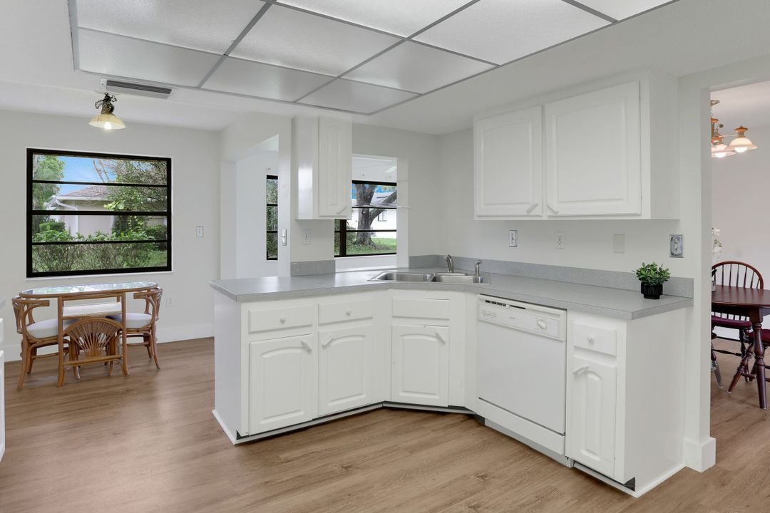 4925 Molokai Dr #16, Naples, FL 34112