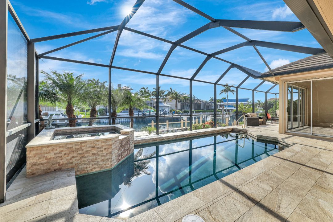 680 Thrush Ct, Marco Island, FL 34145
