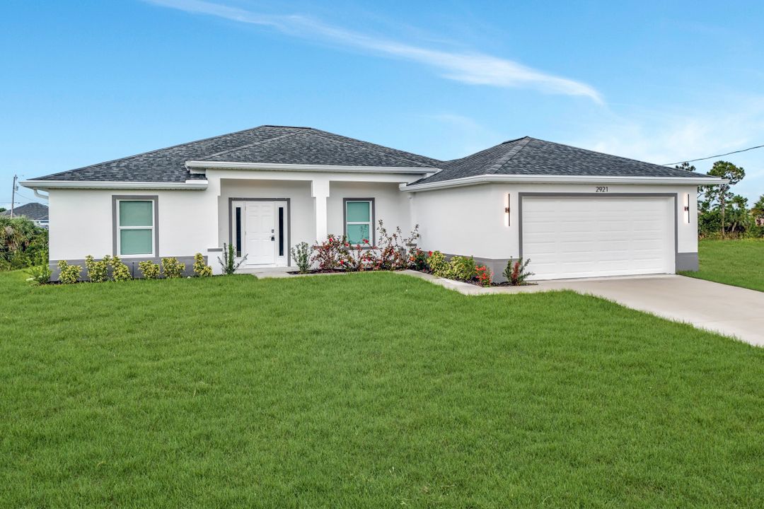 2921 NE 1st Ave, Cape Coral, FL 33909