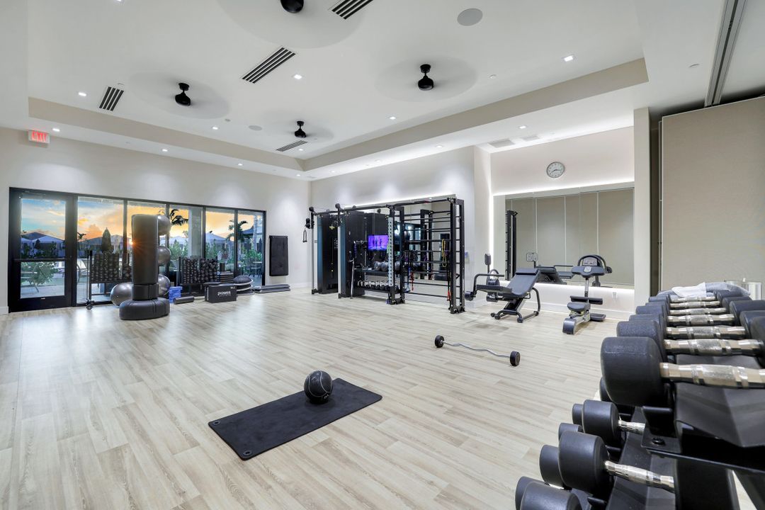 15653 Triesta Ln, Naples, FL 34114