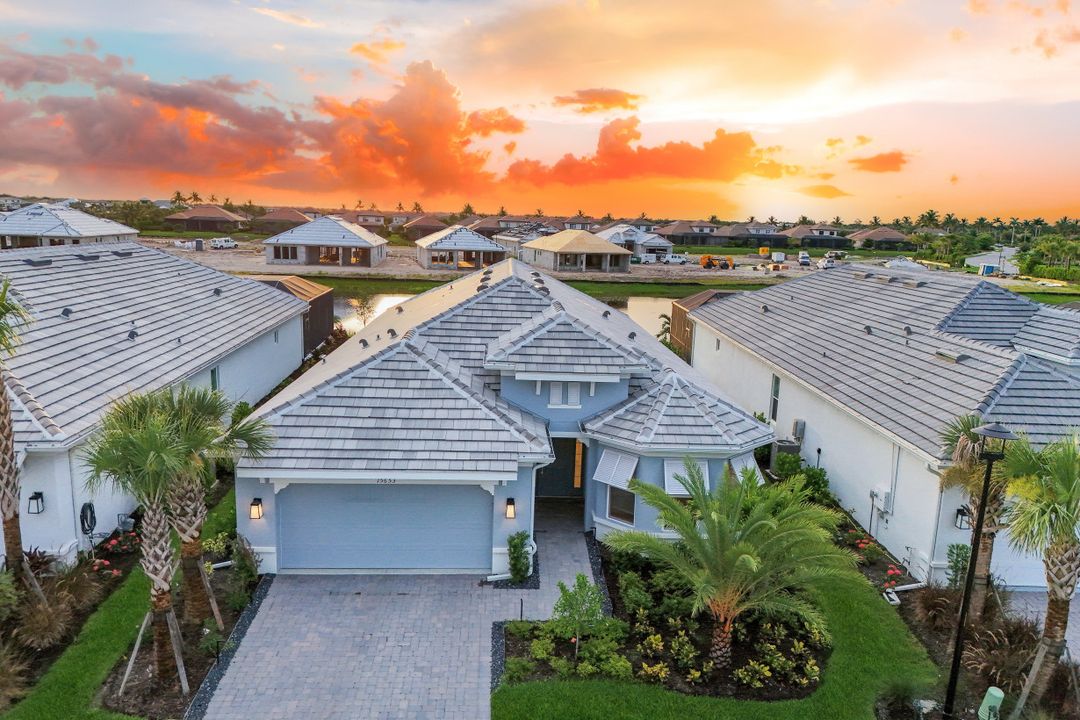 15653 Triesta Ln, Naples, FL 34114