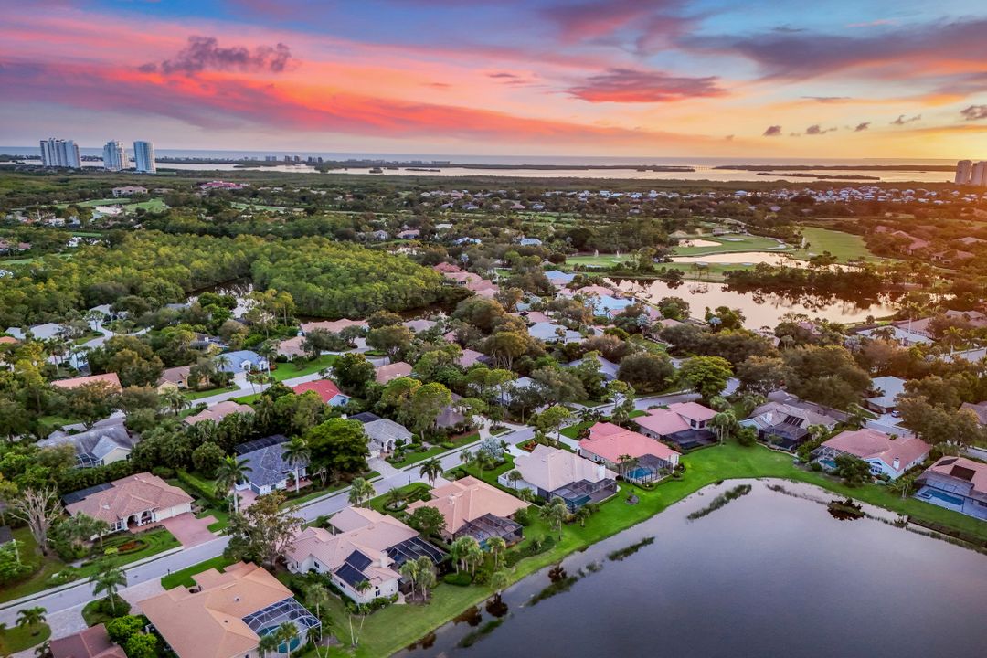 3760 Lakemont Dr, Bonita Springs, FL 34134
