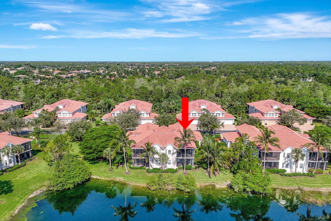 7842 Hawthorne Dr #1703, Naples, FL 34113