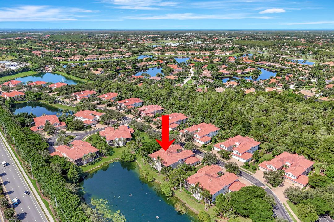 7842 Hawthorne Dr #1703, Naples, FL 34113