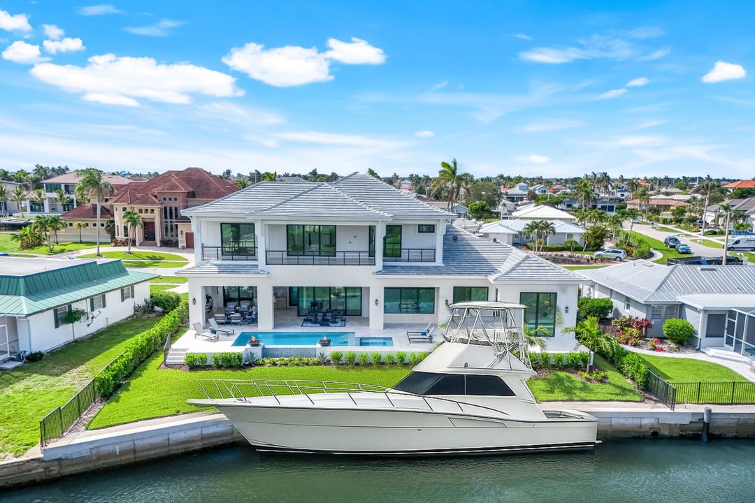 960 Iris Ct, Marco Island, FL 34145