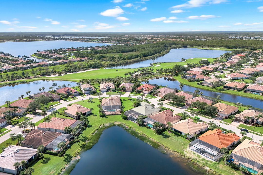 9684 Cobalt Cove Cir, Naples, FL 34120