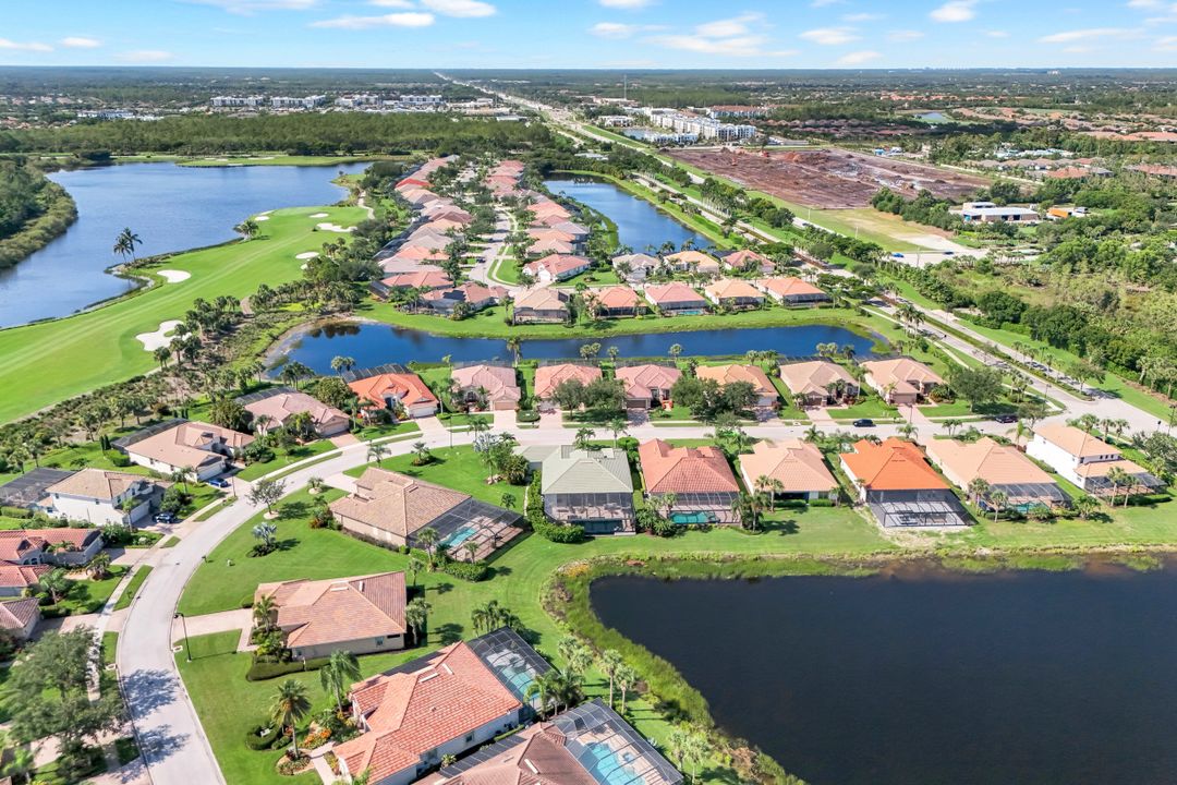 9684 Cobalt Cove Cir, Naples, FL 34120