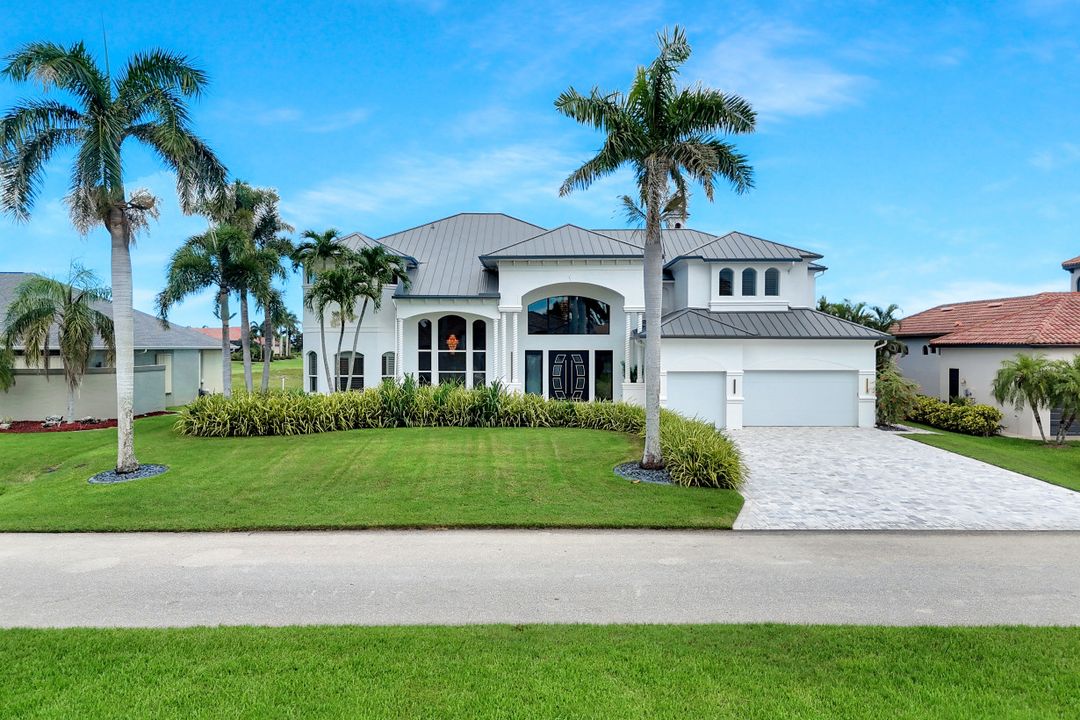 11929 Princess Grace Ct, Cape Coral, FL 33991