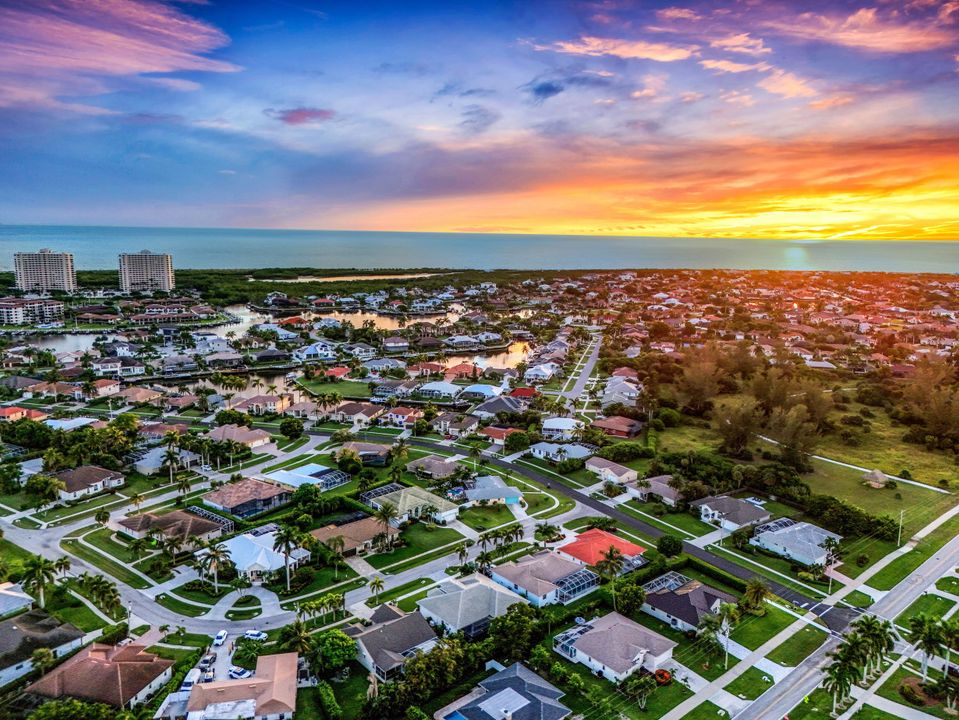 711 Tigertail Ct, Marco Island, FL 34145