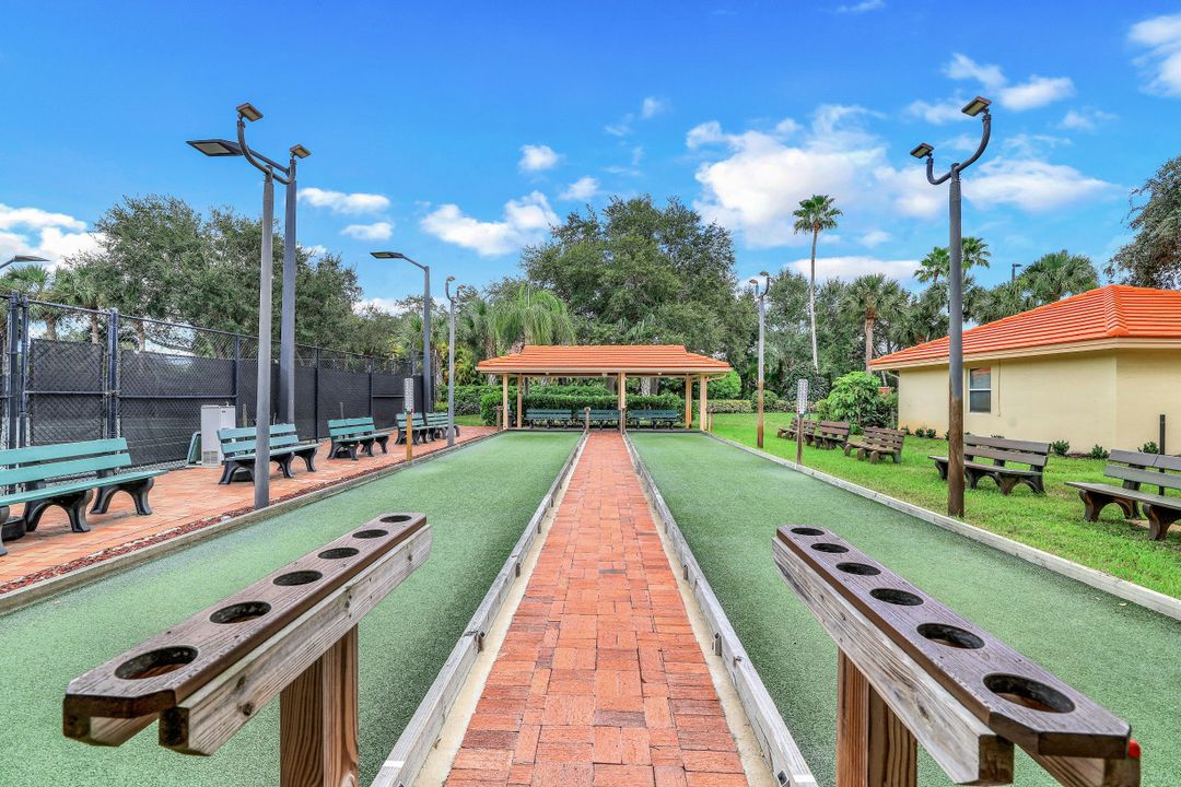 2386 Magnolia Ave #15, Naples, FL 34112