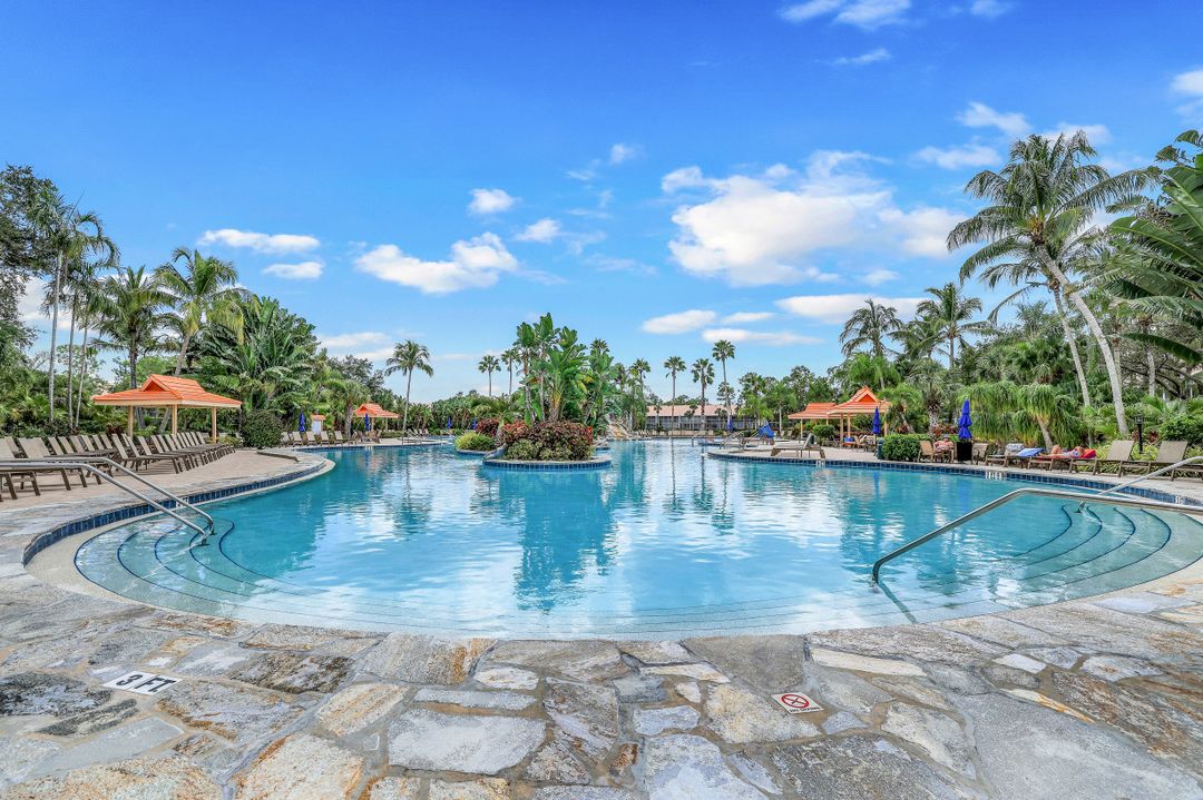 2386 Magnolia Ave #15, Naples, FL 34112