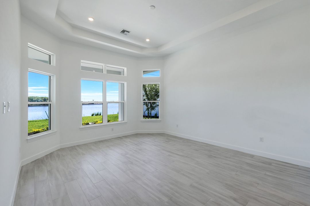 15322 Turin Dr, Naples, FL 34114