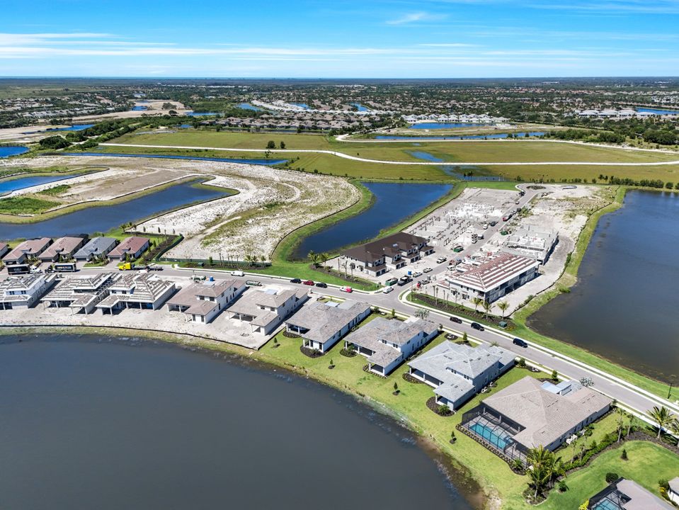 15322 Turin Dr, Naples, FL 34114