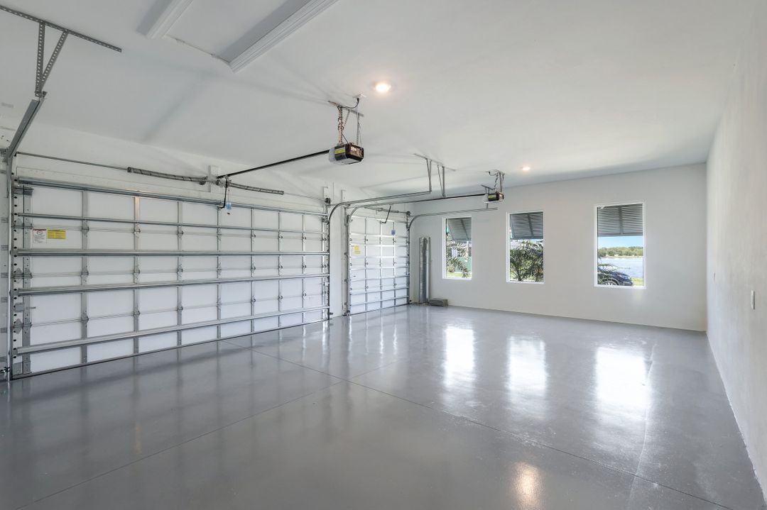 15322 Turin Dr, Naples, FL 34114