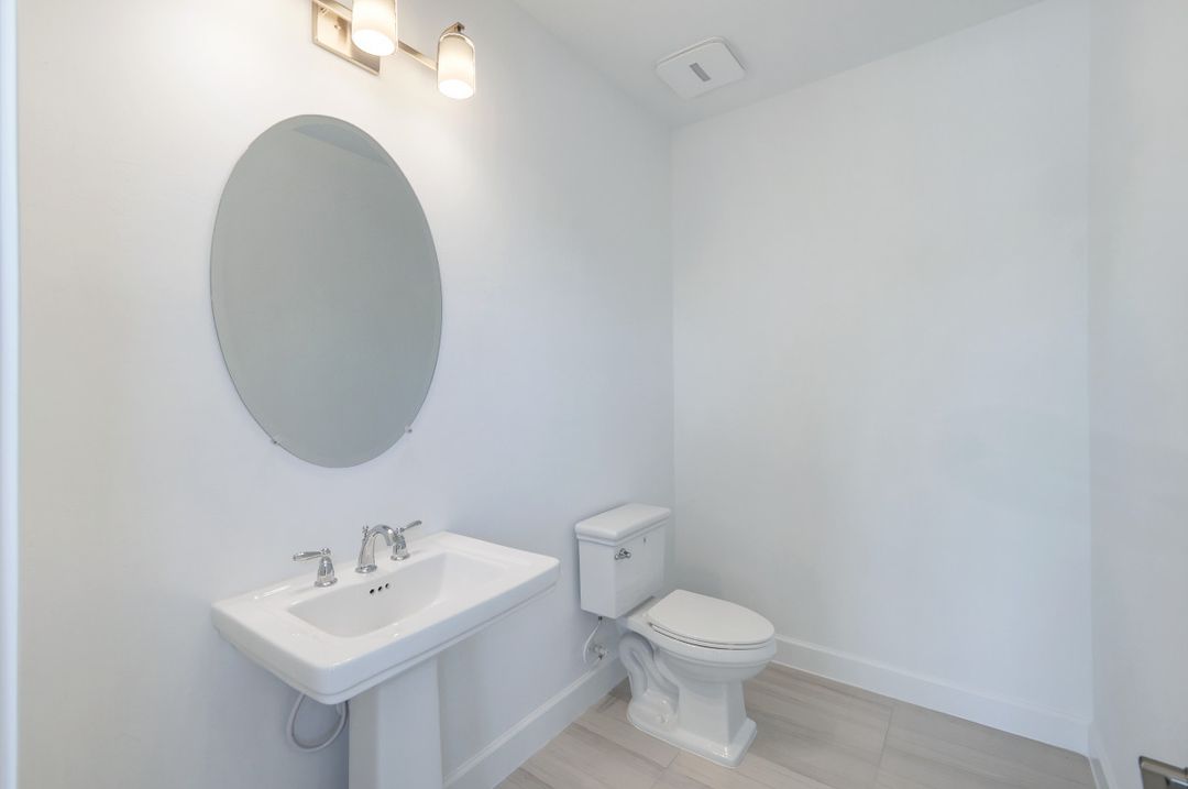 15322 Turin Dr, Naples, FL 34114