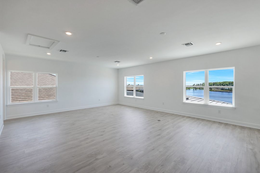 15322 Turin Dr, Naples, FL 34114