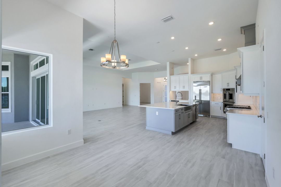 15322 Turin Dr, Naples, FL 34114