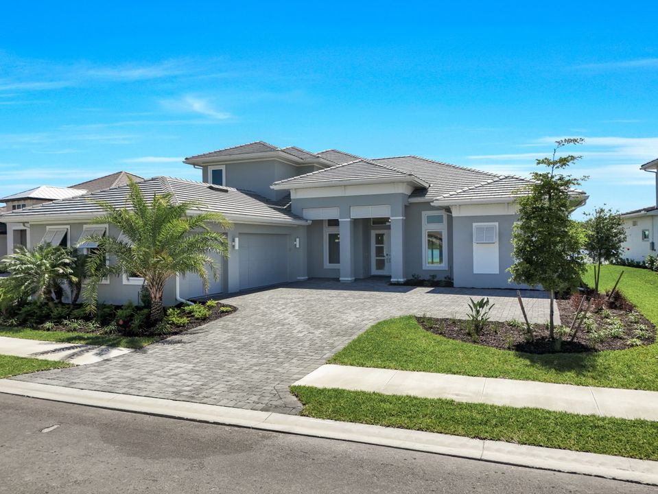 15322 Turin Dr, Naples, FL 34114