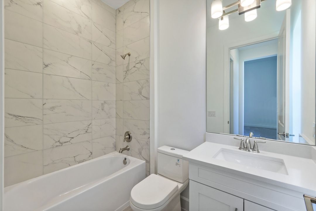 15322 Turin Dr, Naples, FL 34114
