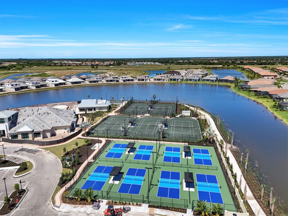 15322 Turin Dr, Naples, FL 34114