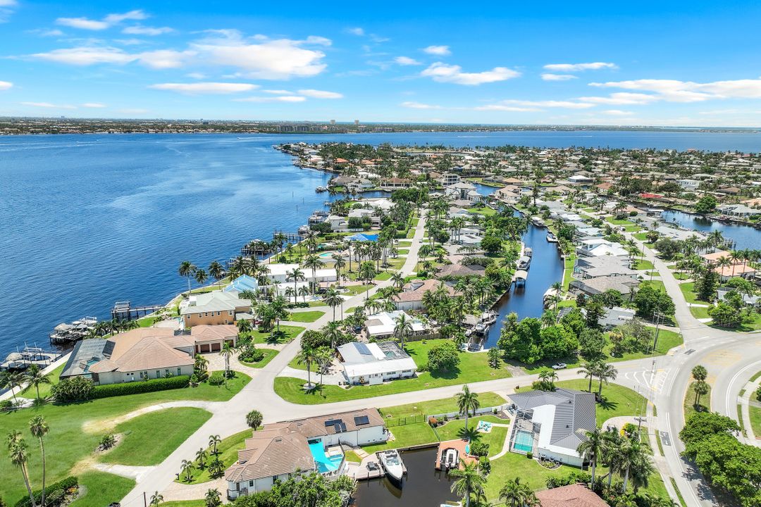 5237 Del Prado Blvd S, Cape Coral, FL 33904