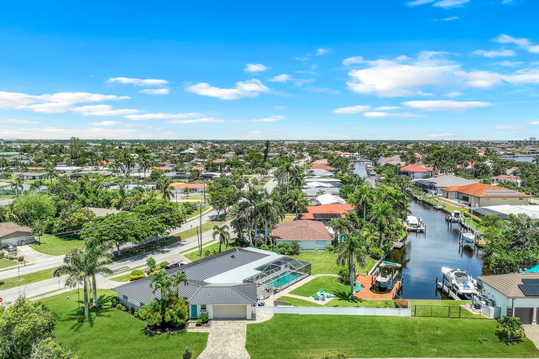 5237 Del Prado Blvd S, Cape Coral, FL 33904