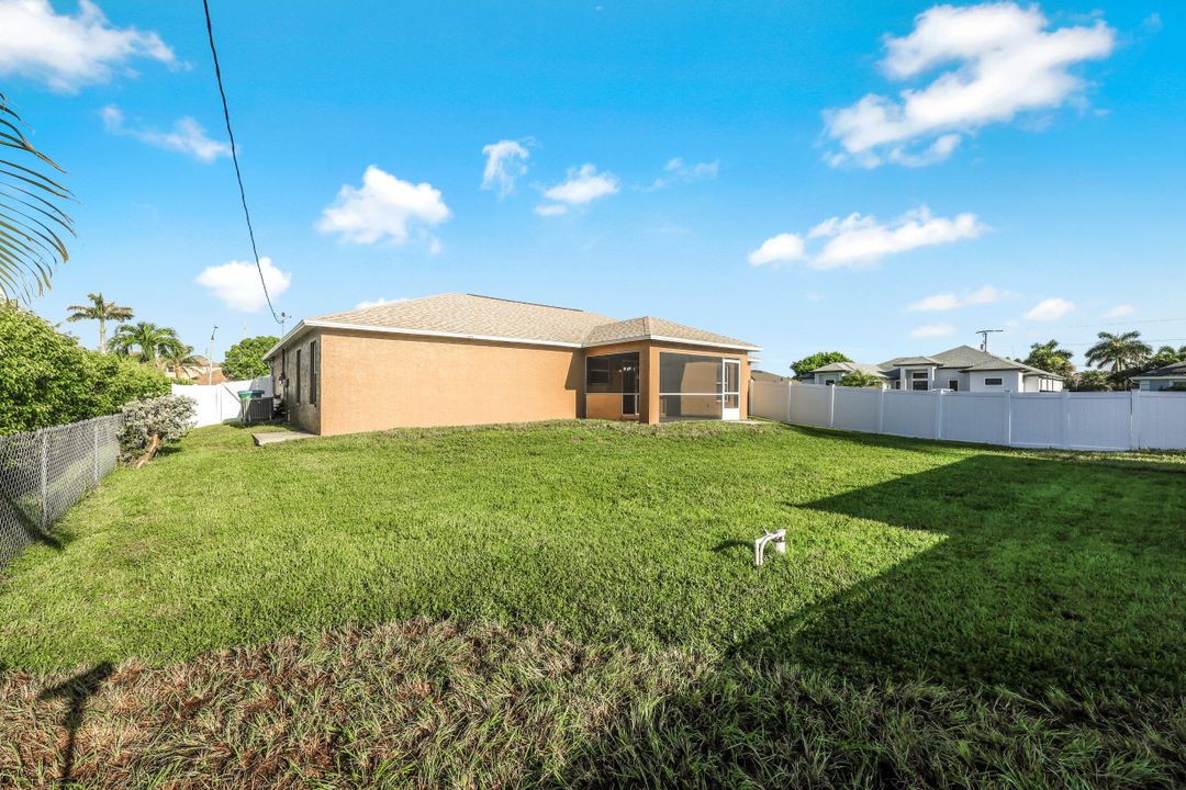 3719 SW 20th Pl, Cape Coral, FL 33914