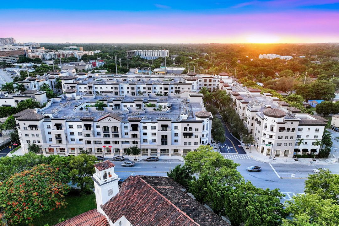 6620 SW 57th Ave #A203, South Miami, FL 33143