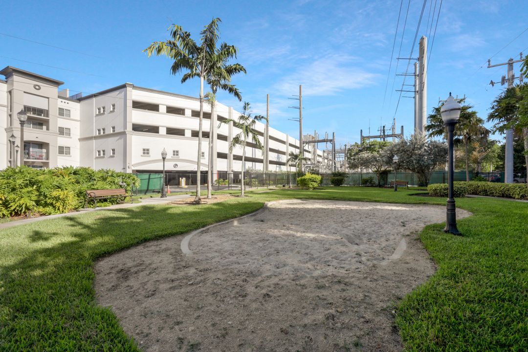 6620 SW 57th Ave #A203, South Miami, FL 33143