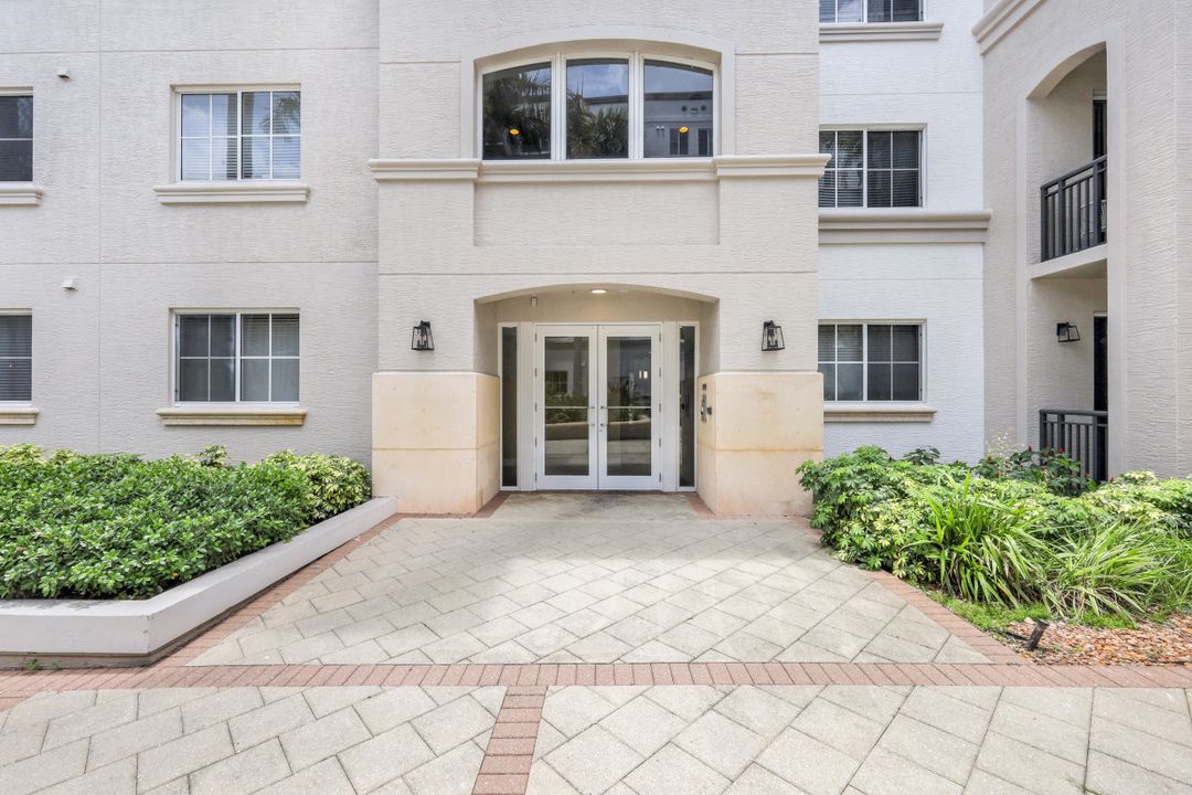 6620 SW 57th Ave #A203, South Miami, FL 33143