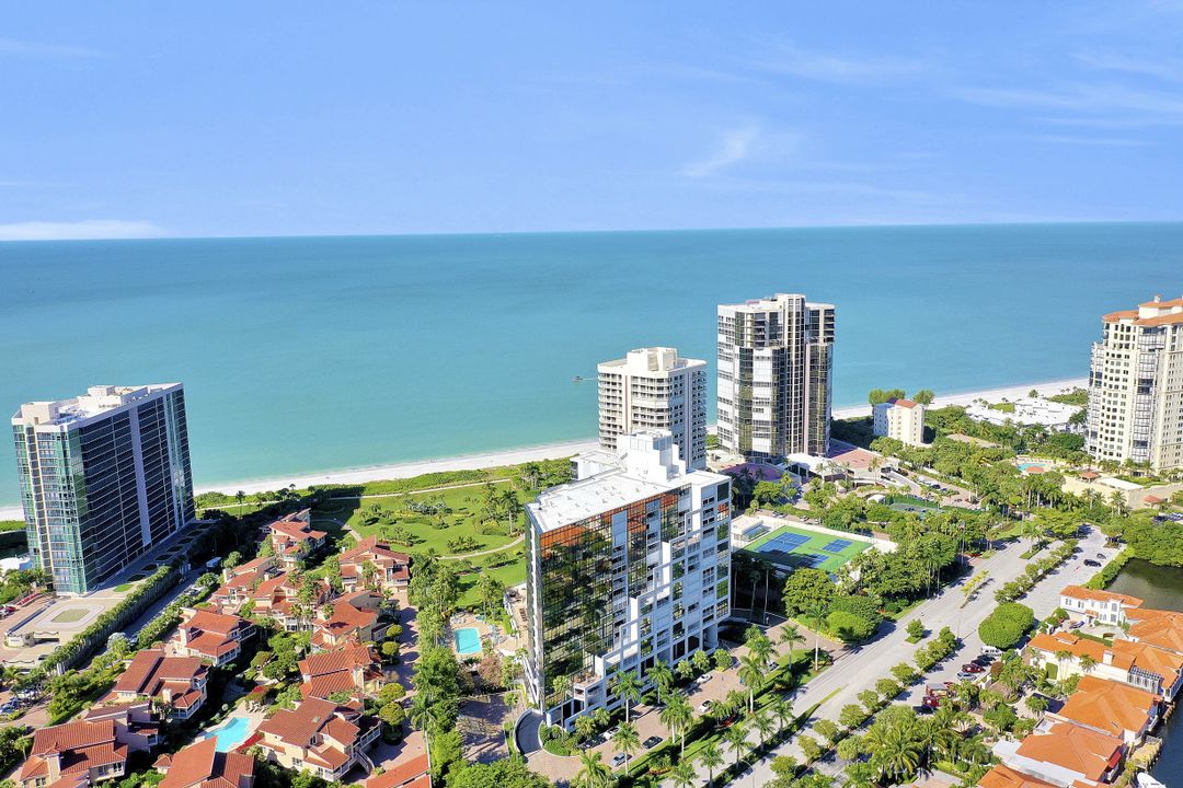 4751 Gulf Shore Blvd N #1403, Naples, FL 34103