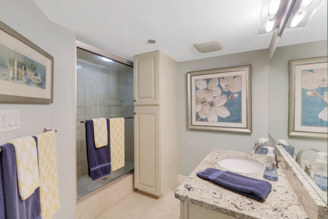 4751 Gulf Shore Blvd N #1403, Naples, FL 34103