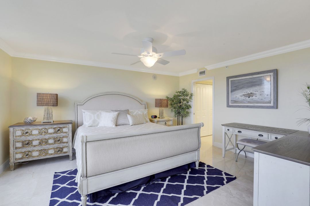 4751 Gulf Shore Blvd N #1403, Naples, FL 34103