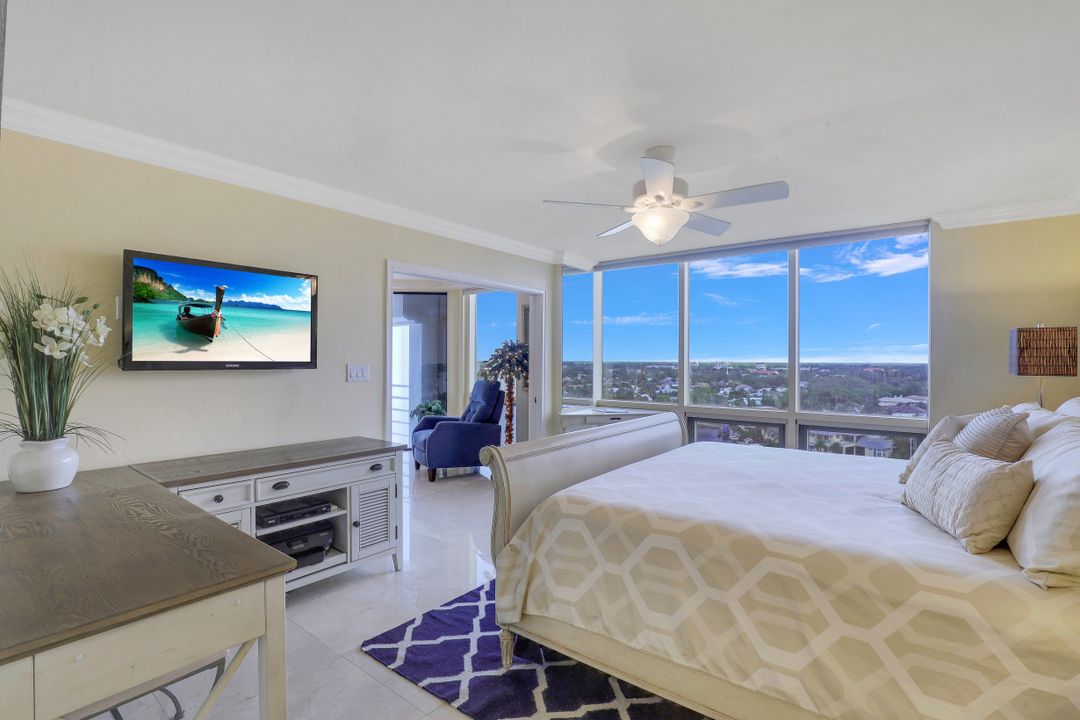 4751 Gulf Shore Blvd N #1403, Naples, FL 34103